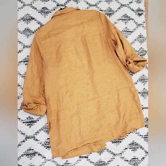 Tahari Linen Button Up Tunic in Tumeric. Sz. Large - Picture 3 of 4